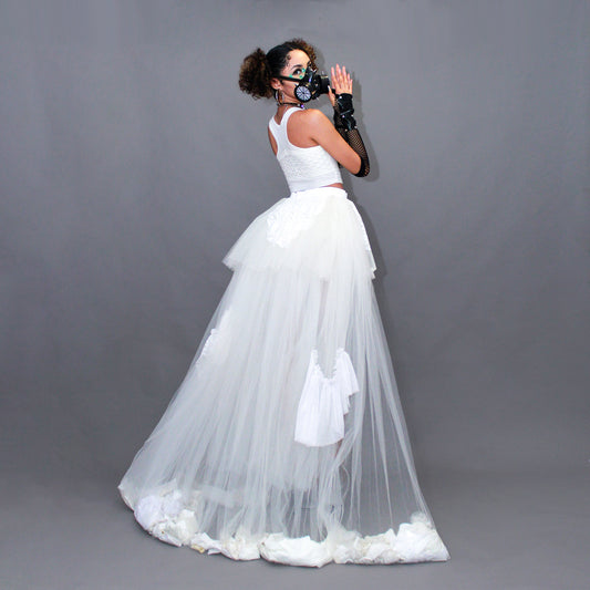 Tra$hy bride dress 🤍